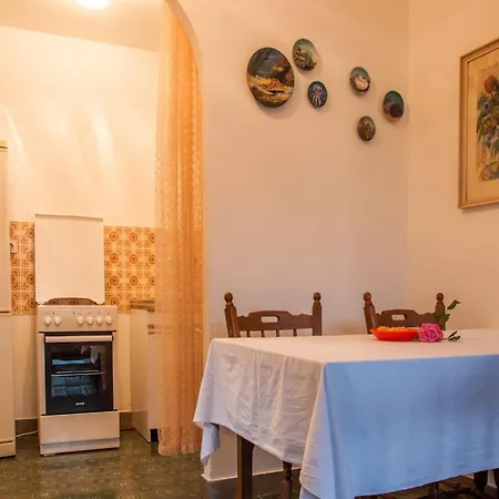 Appartement Hajdi Pucisca